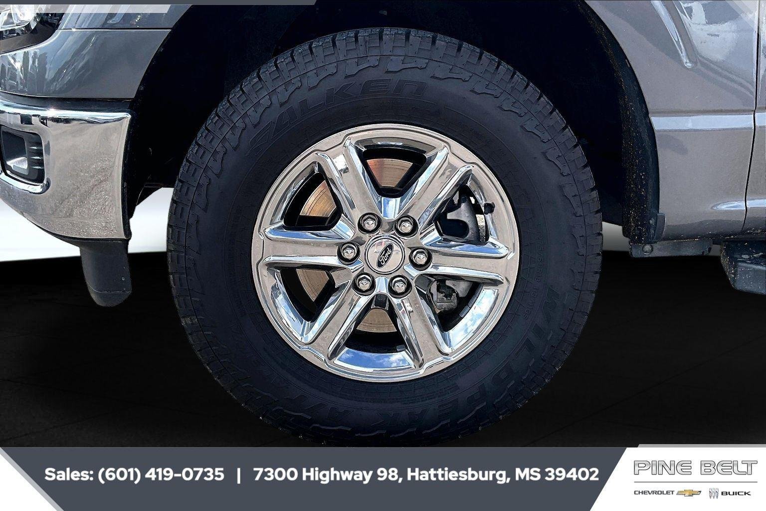 Used 2025 Gray Ford XLT image 7