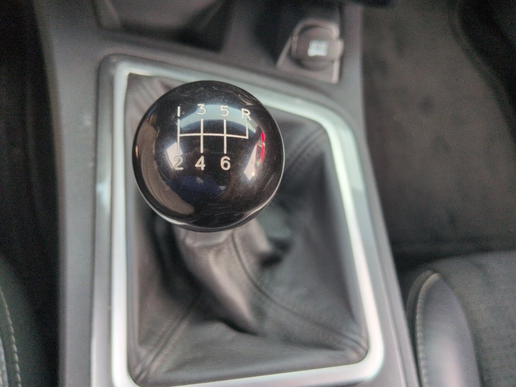 Used 2010 BLACK Dodge SRT-8 image 13