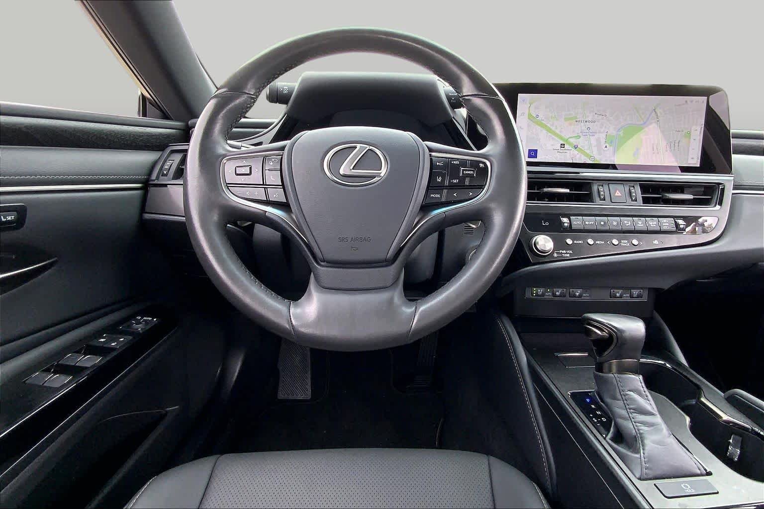 Used 2024 Iridium Lexus  image 6