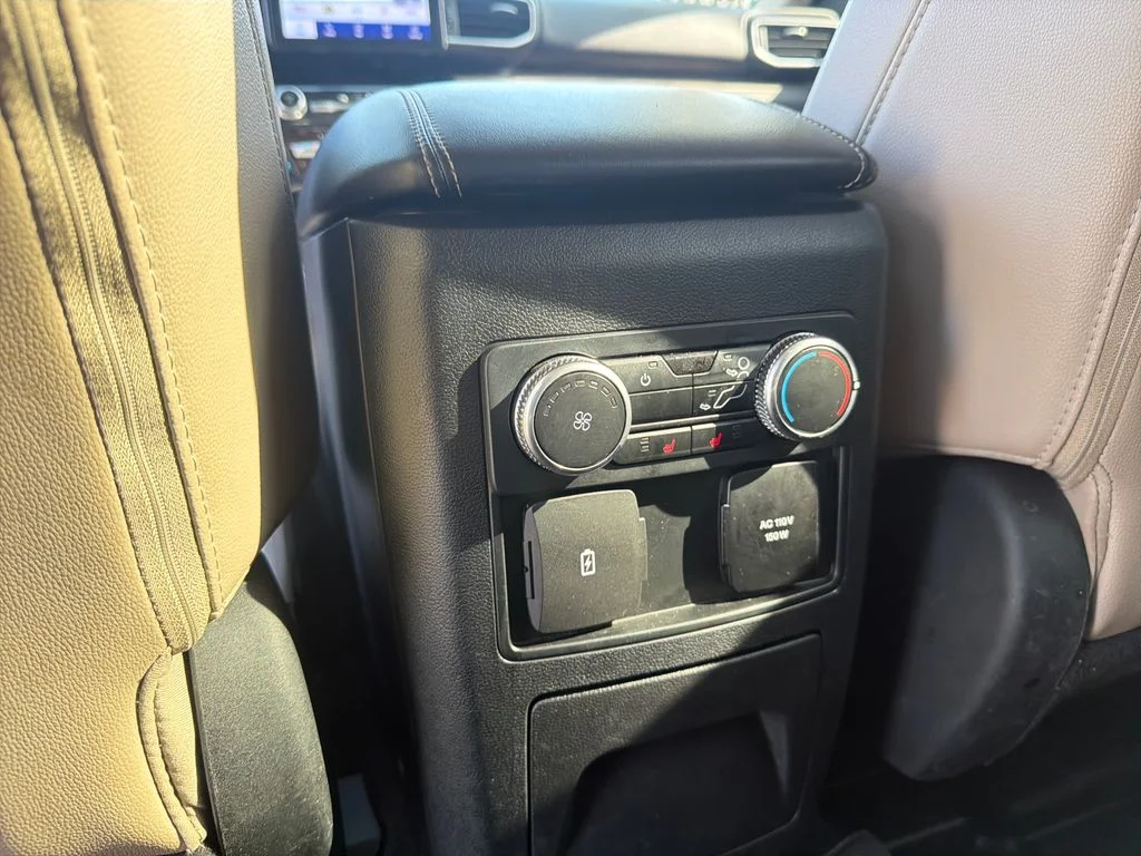 Used 2022 White Metallic Ford Limited image 18