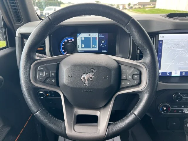 Used 2023 Silver Ford Badlands image 20