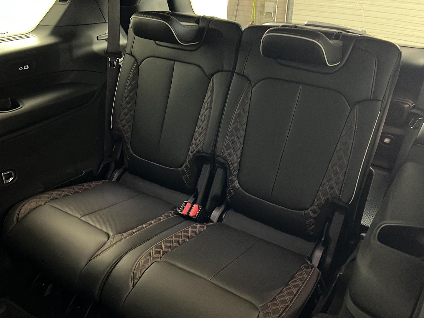 Used 2022 Bright White Clearcoat Jeep Summit image 23