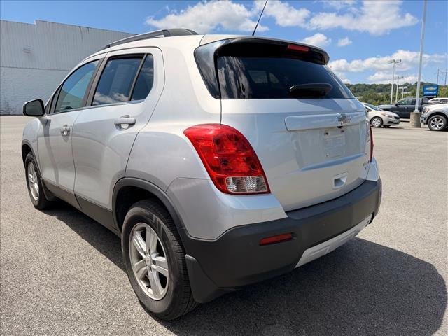 Used 2016 Silver Ice Metallic Chevrolet LT image 15