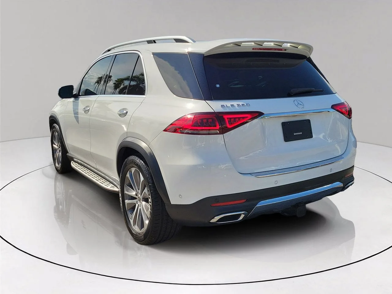 Certified Used 2023 White Mercedes-Benz GLE 350 image 6