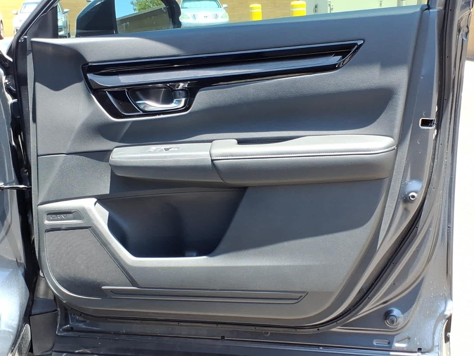 Used 2025 Meteorite Gray Metallic Honda EX-L image 21