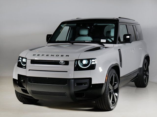 2026 Land Rover Defender 110 X-Dynamic SE