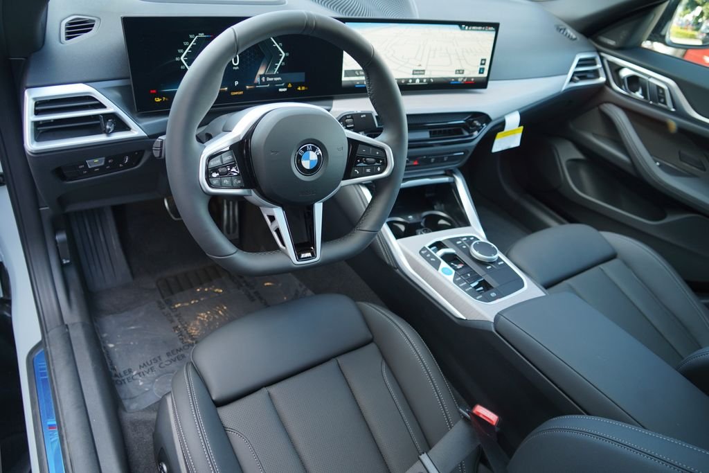 New 2026 Brooklyn Grey Metallic BMW xDrive40 image 12