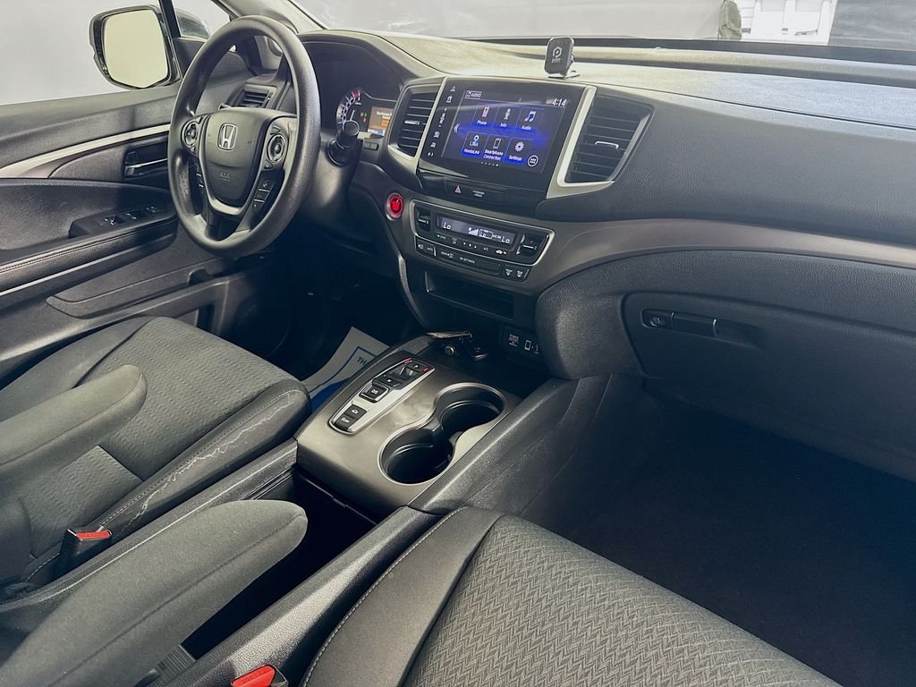 Certified Used 2020 Black Honda Sport image 32