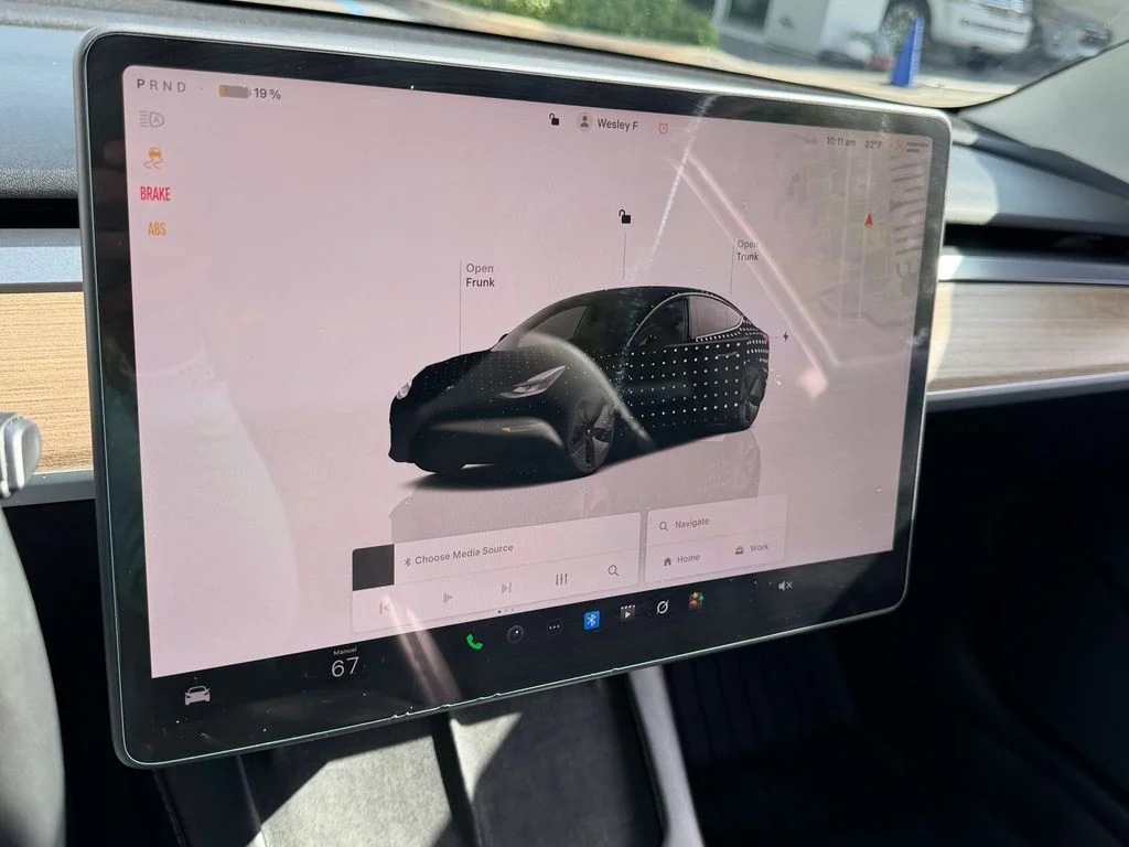 Used 2022  Tesla Long Range image 20