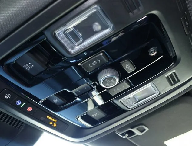 2026 Chevrolet Tahoe Premier - Photo 23