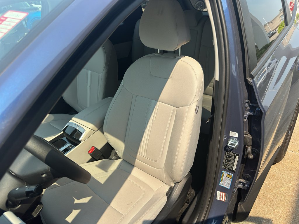 Used 2025 Atlantis Blue Hyundai SEL image 26