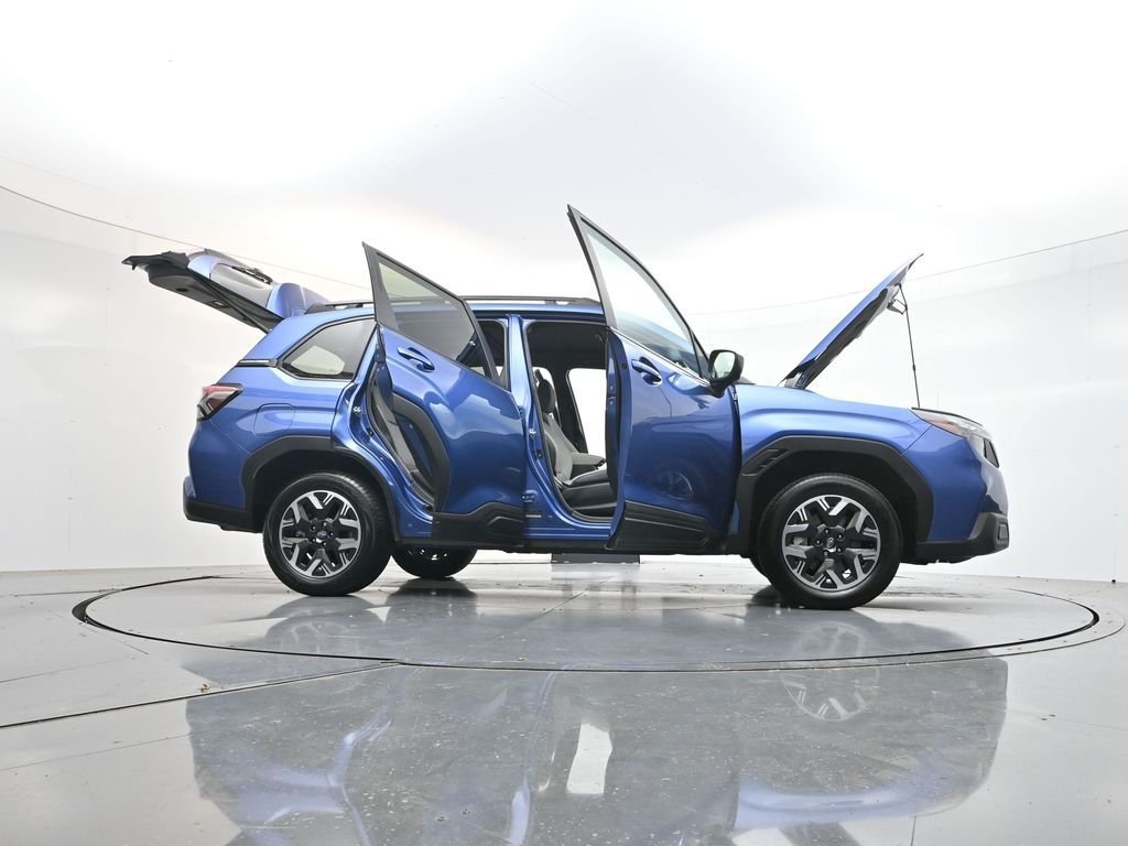 Used 2026 Blue Pearl Subaru Premium image 43