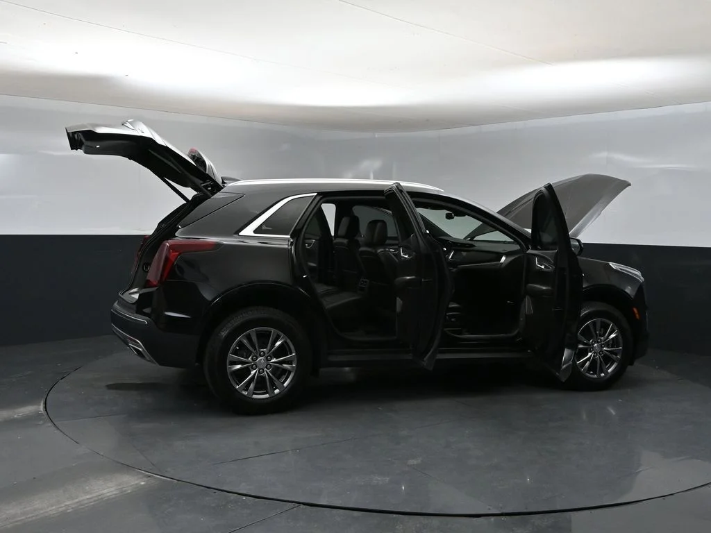 Used 2022 Black Cadillac Premium Luxury image 40