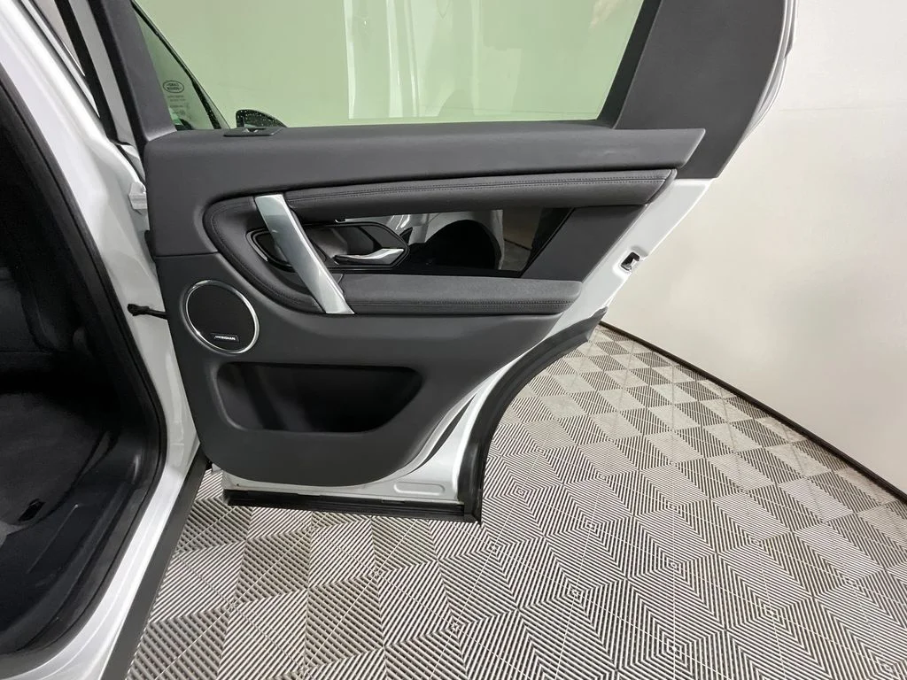 Certified Used 2025 White Land Rover S image 25