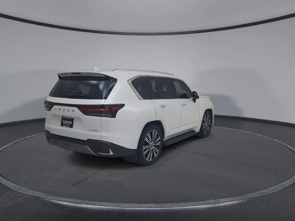 Used 2024 White Lexus 600 Luxury image 15
