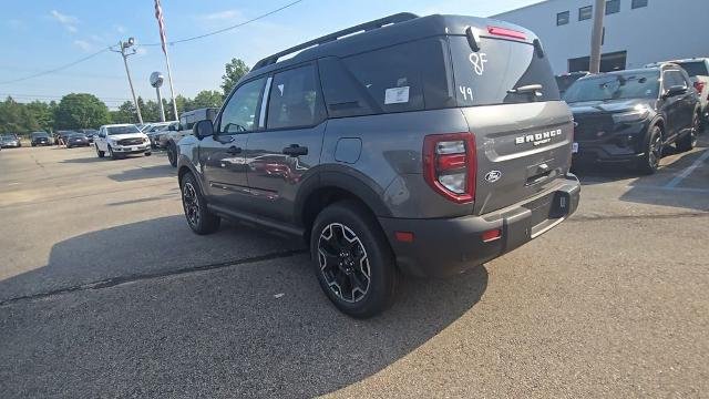 New 2026 Carbonized Gray Metallic Ford Outer Banks® image 39