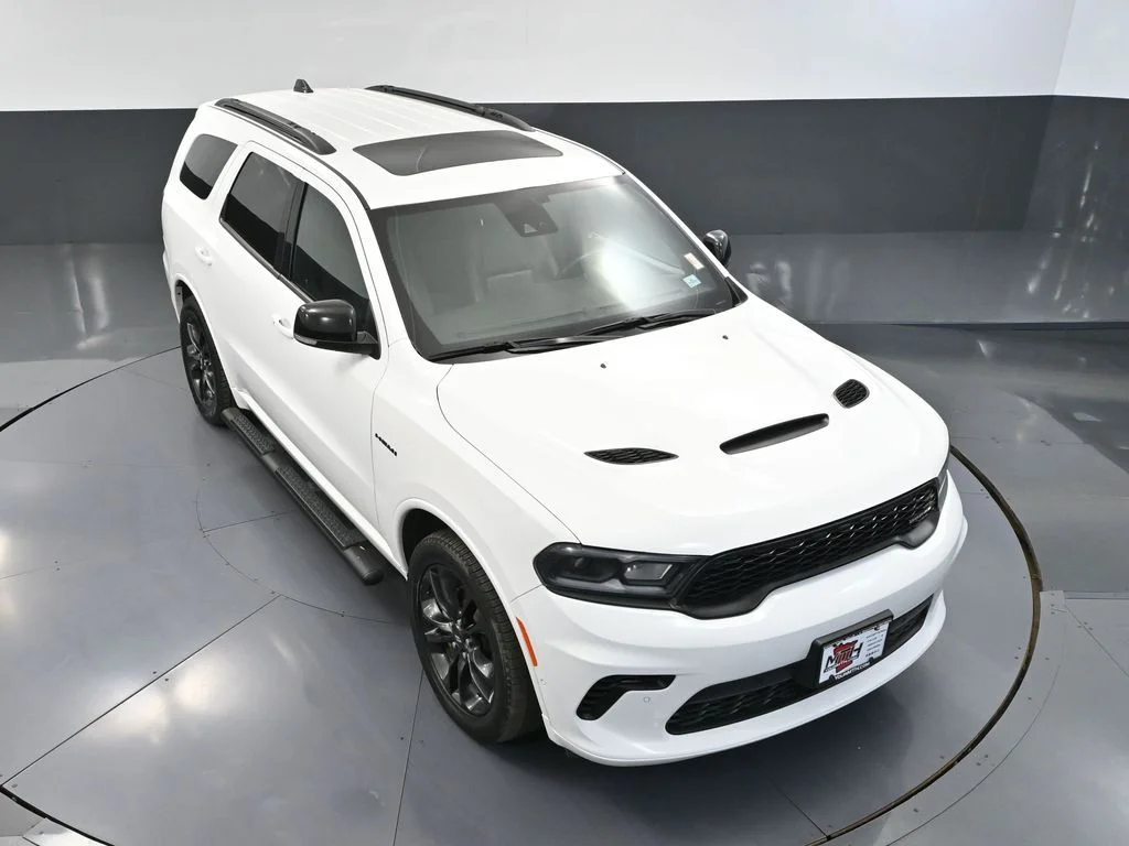 Certified Used 2024 White/off-white Dodge R/T Premium image 70