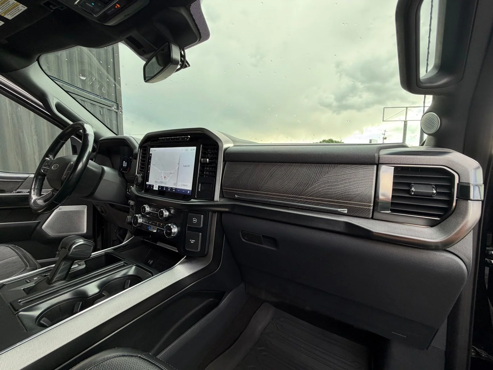 Used 2023 Black Ford Platinum image 33