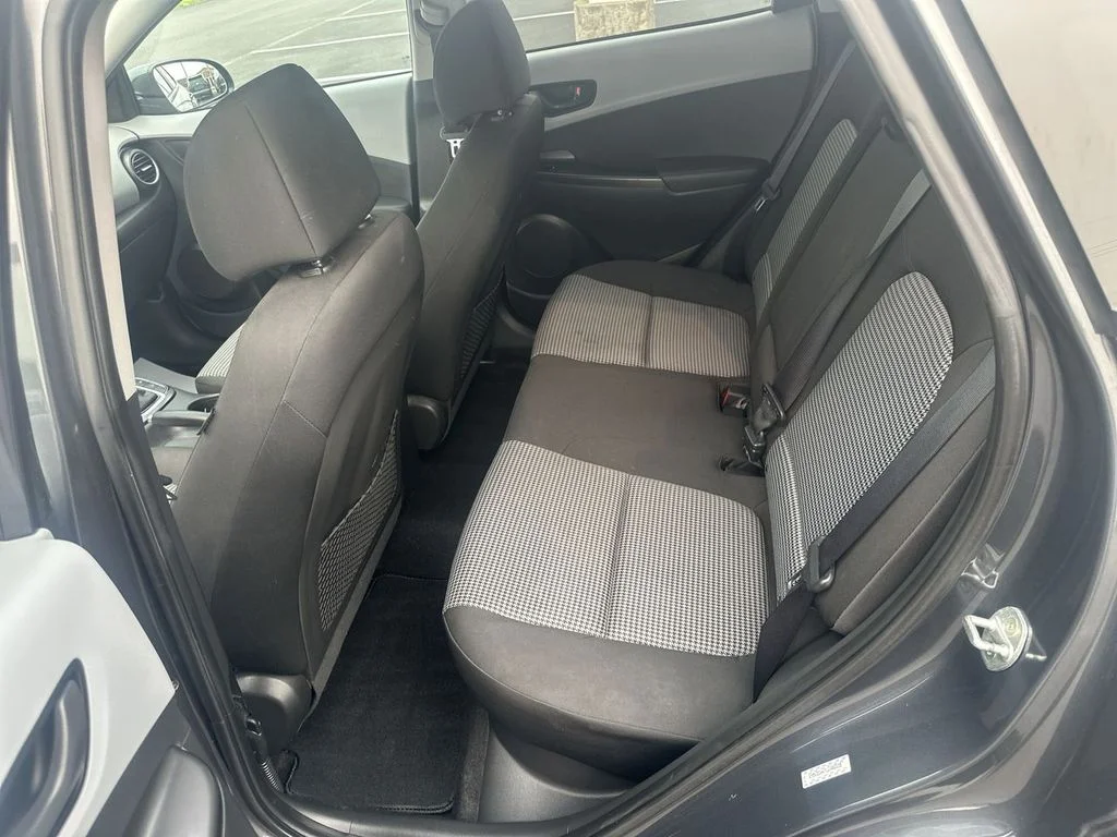 Used 2020 Gray Hyundai SEL image 28