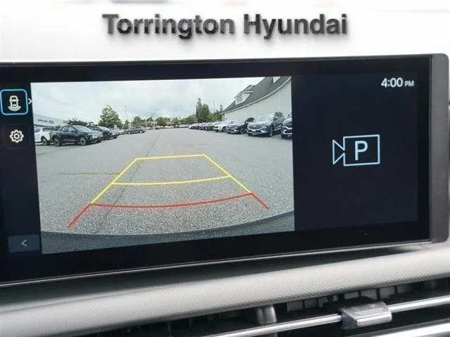 2025 Hyundai Santa Cruz SE - Photo 19