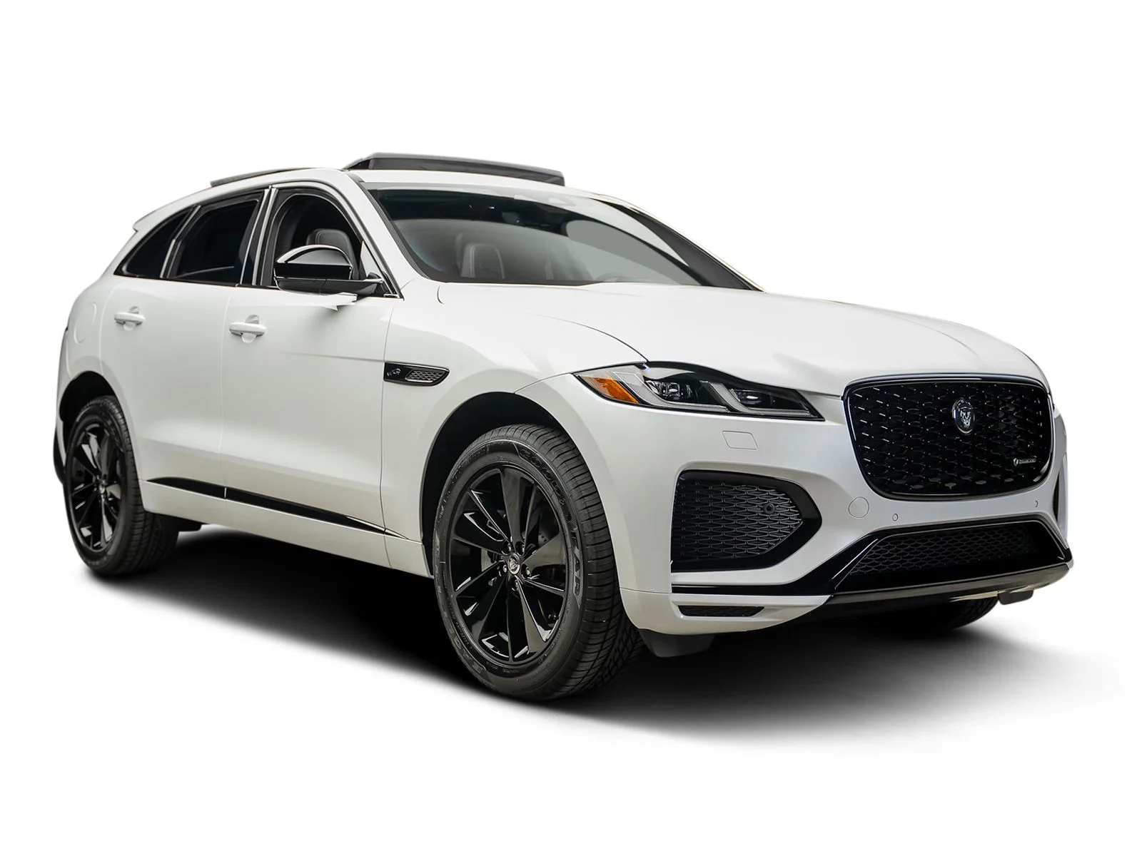 Used 2025 White Jaguar P250 R-Dynamic S image 7