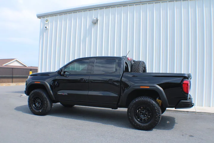 2024 GMC Canyon AT4X - Photo 3