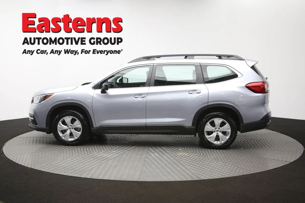 Used 2022 Silver Subaru Base image 59