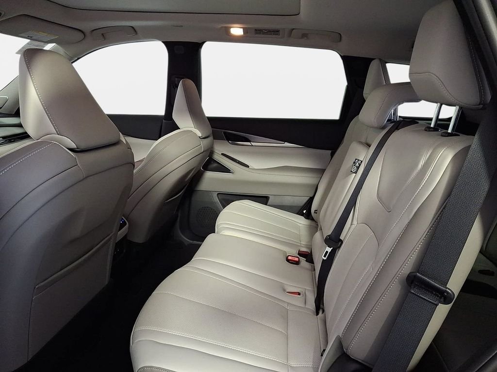 New 2027 GRAPHITE SHADOW INFINITI Luxe AWD image 9