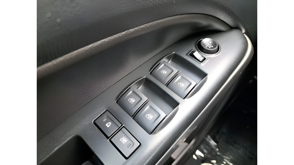 Used 2022 Gray Chevrolet ZR2 image 24