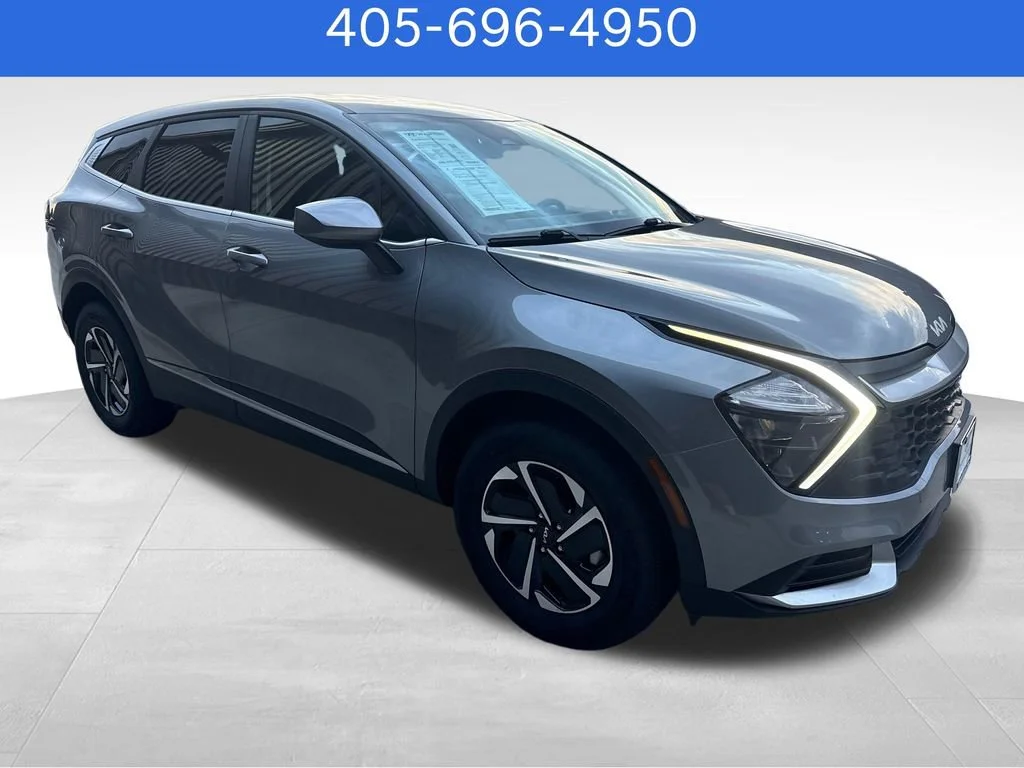 Pre-Owned 2023 Kia Sportage Hybrid LX