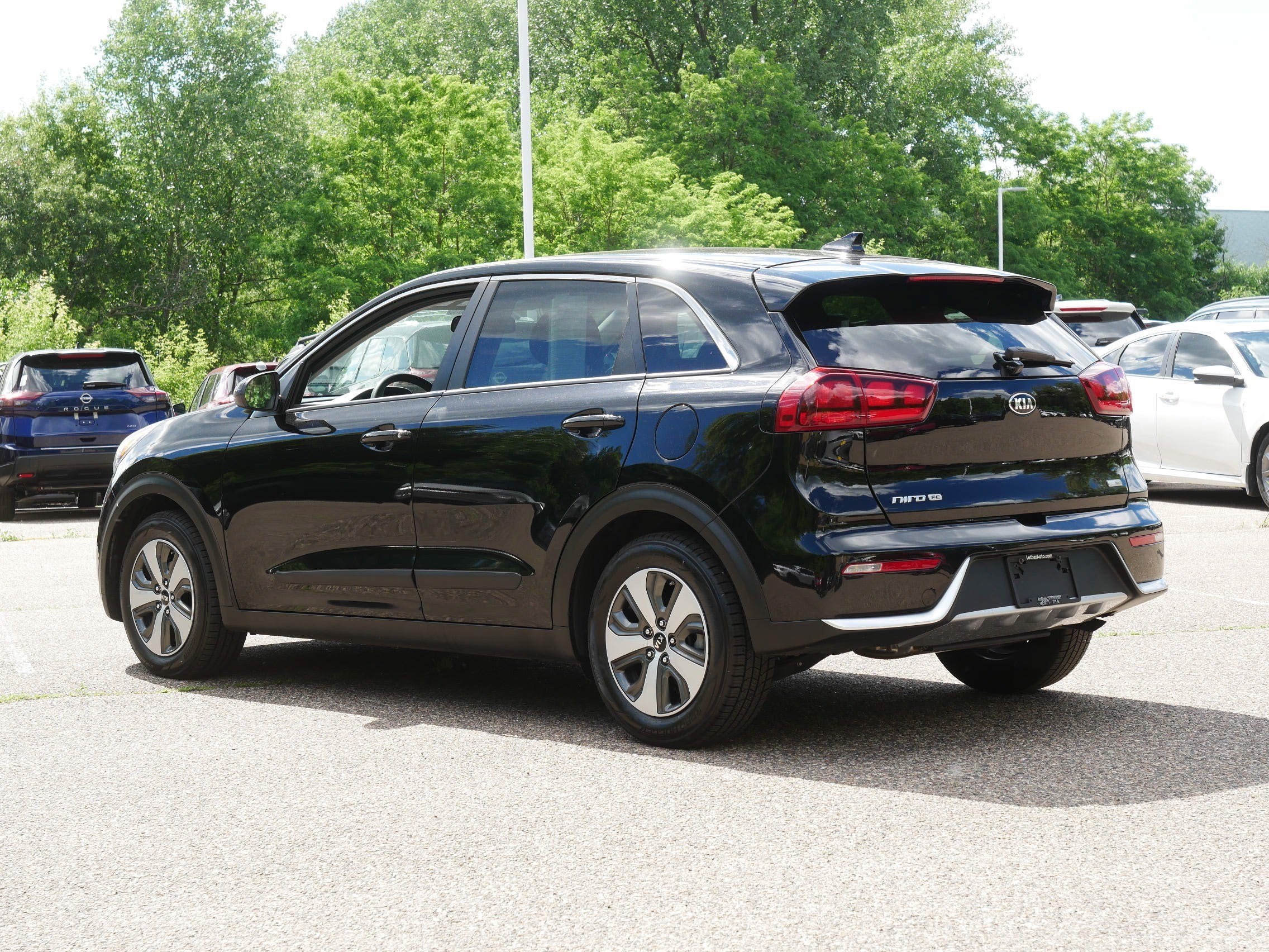 Used 2018 Aurora Black Pearl Kia FE image 5