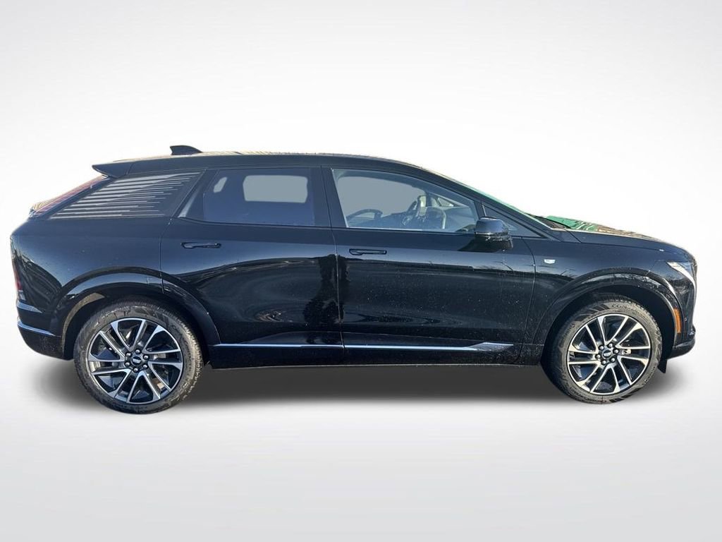 2026 Cadillac OPTIQ Sport - Photo 6