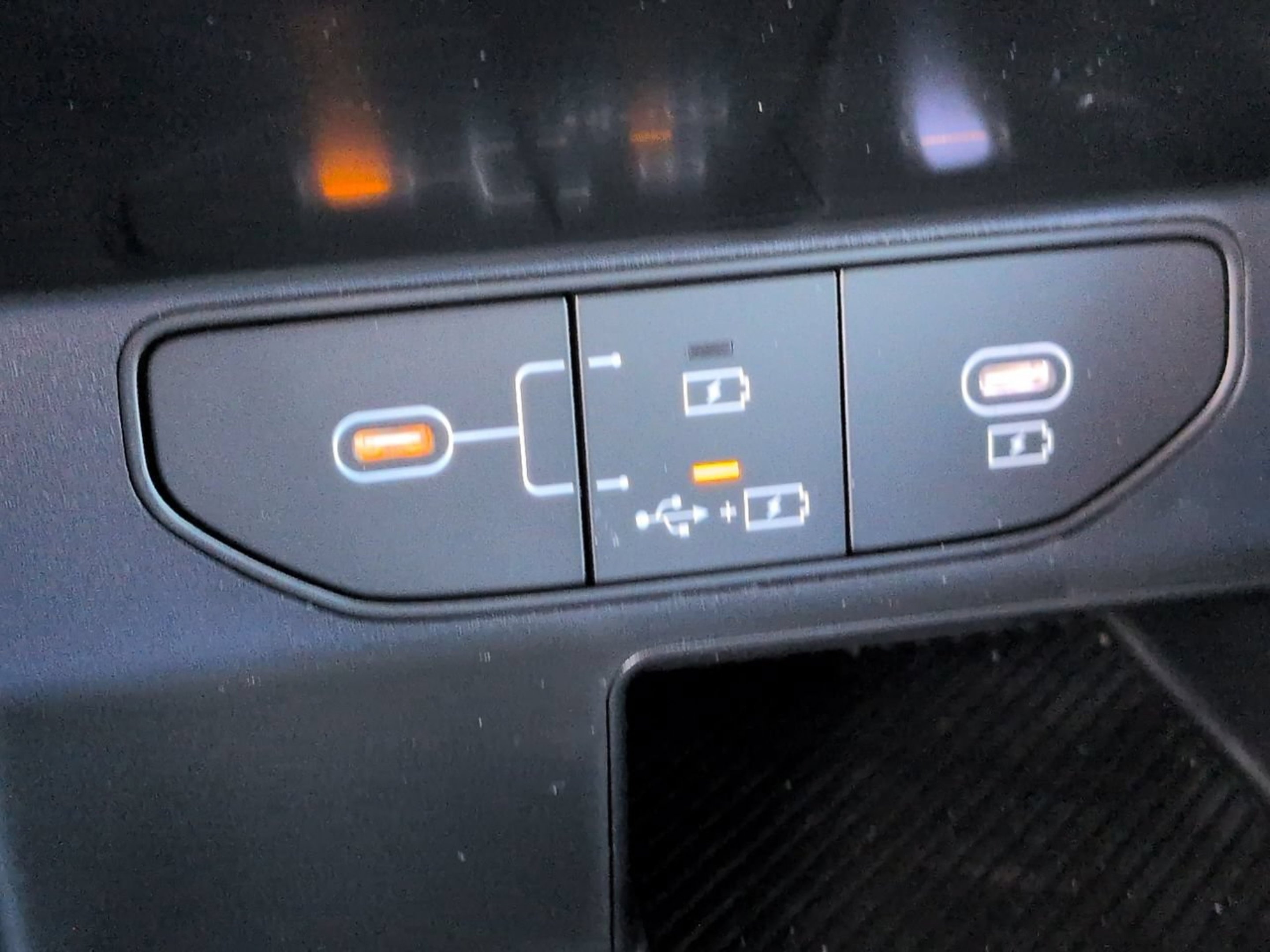 New 2026 Glacial White Pearl Kia LX image 39