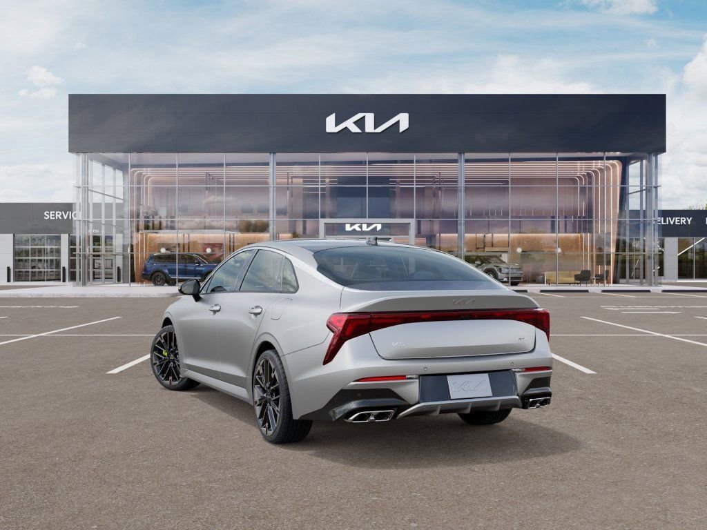 2026 Kia K5 GT - Photo 3