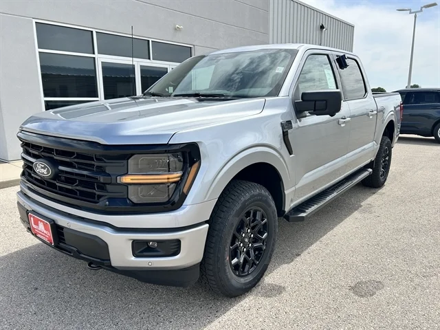 New 2026 Iconic Silver Metallic FORD XLT image 7