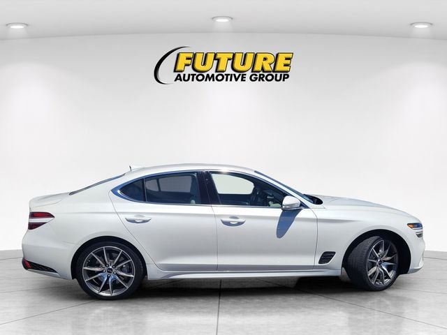 Used 2024 White Genesis 2.5T image 3