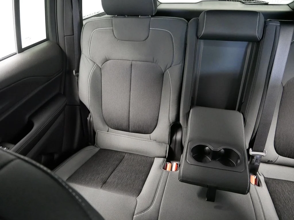 2025 Jeep Grand Cherokee Laredo - Photo 21