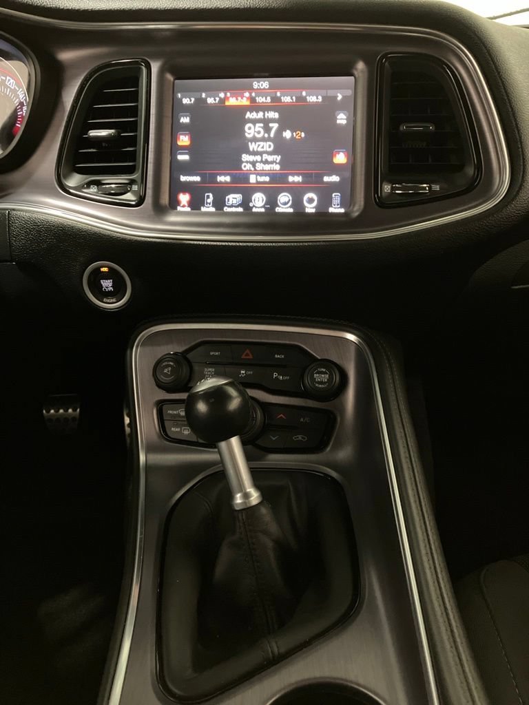 Used 2016 Pitch Black Clearcoat Dodge R/T Scat Pack image 4