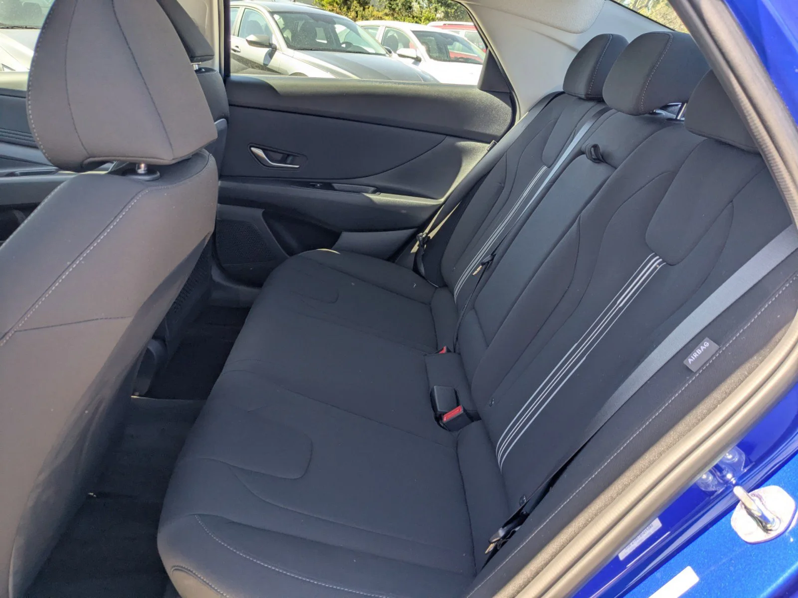 2025 Hyundai Elantra SEL - Photo 14