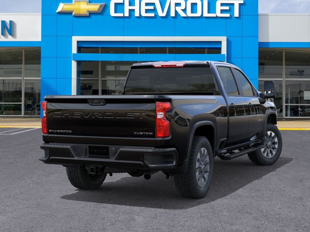 2026 Chevrolet Silverado 2500 HD Custom - Photo 4