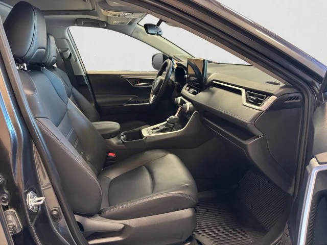Used 2023 Gray Toyota XLE Premium image 16