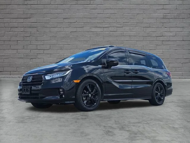 Used 2023  Honda Sport image 1