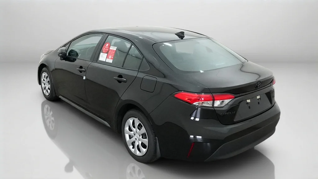 New 2027 Inked Toyota LE image 14