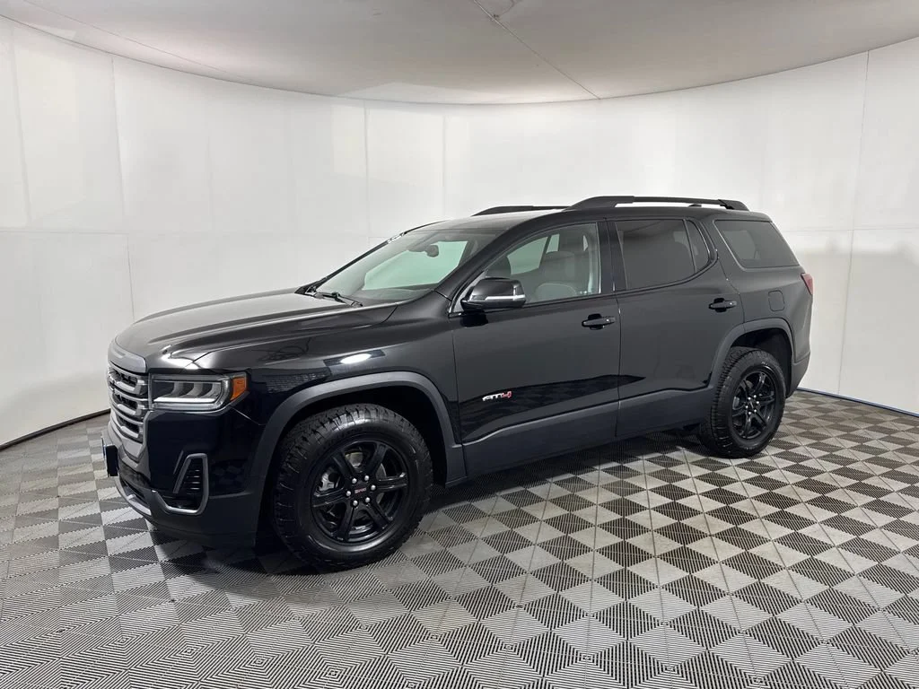 Used 2023 EBONY TWILIGHT METALLIC GMC AT4 image 2