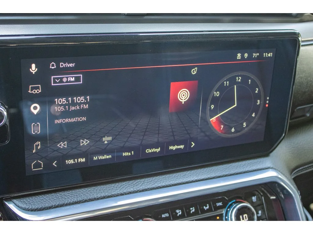 Used 2024 Onyx Black GMC Denali image 45