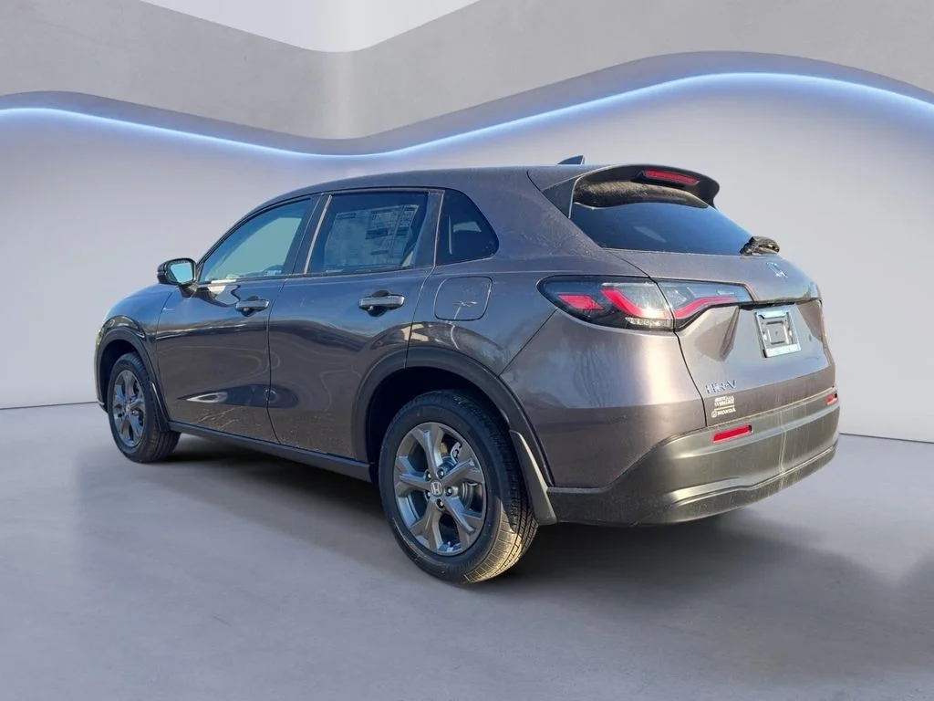 New 2026 Modern Steel Metallic Honda LX image 3