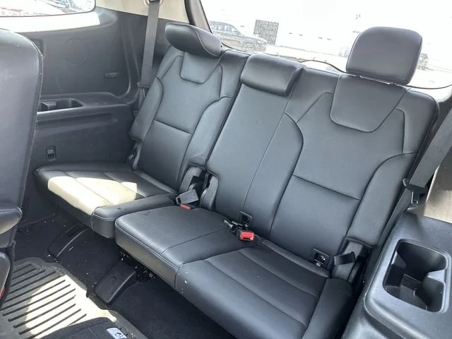 Used 2022 Gray Kia EX image 28
