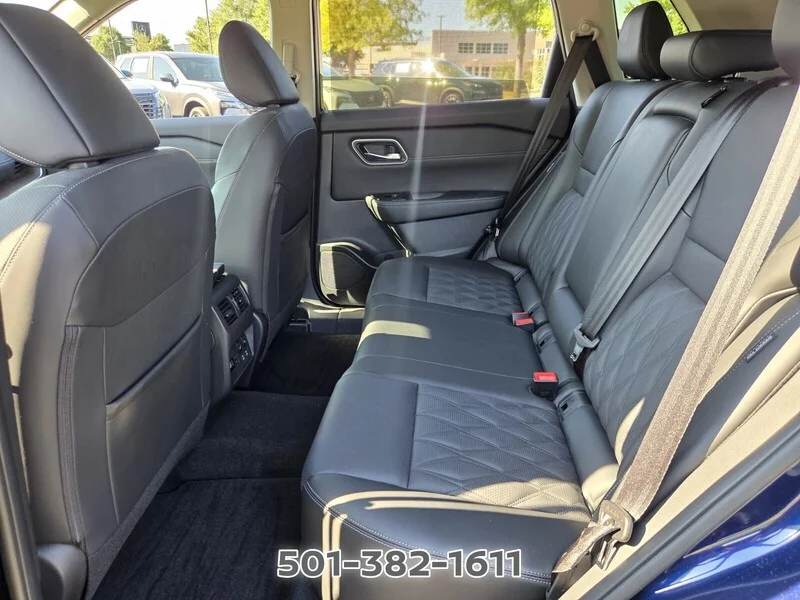 Used 2025 Deep Ocean Blue NISSAN AWD PLATINUM image 12