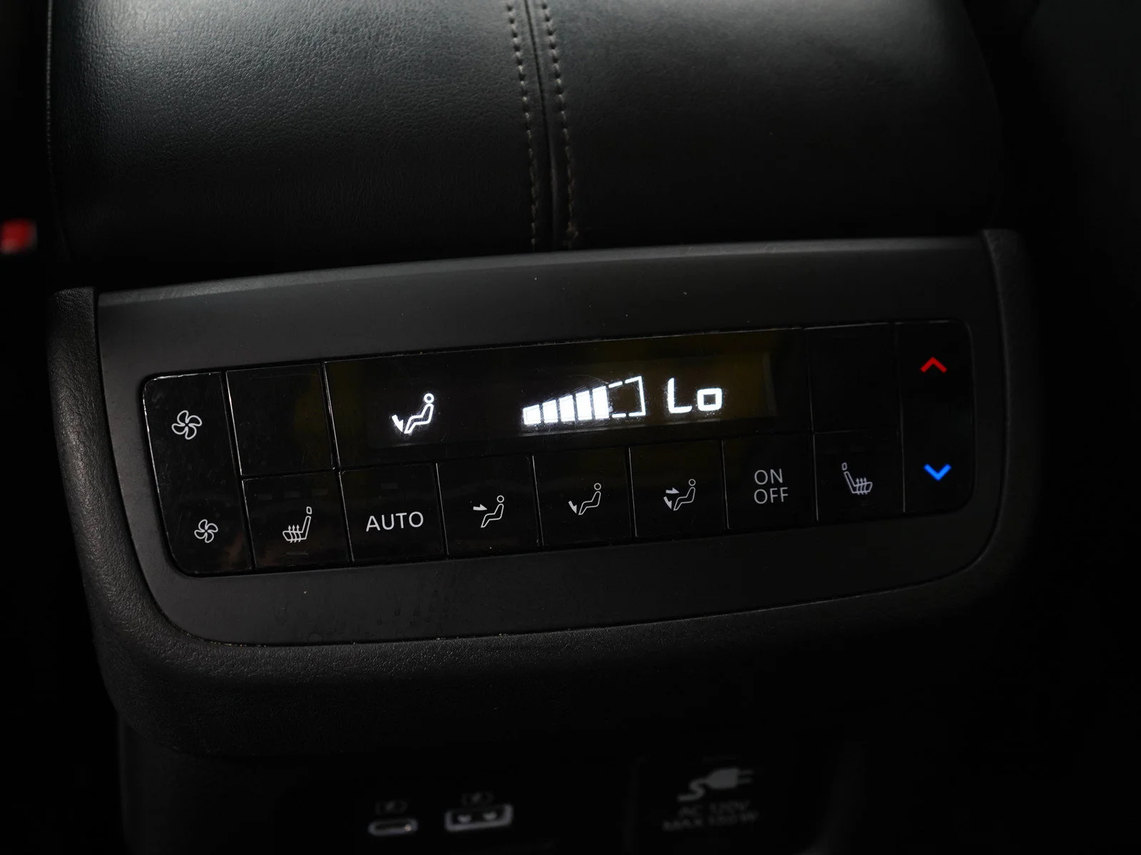 Used 2024 Green Nissan Platinum image 23