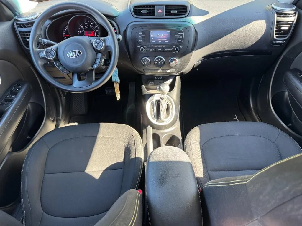 Used 2014 Solar Yellow Kia Plus image 12
